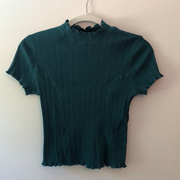 Tops - Evergreen thin stretchy short sleeve top